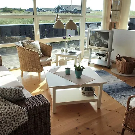 Holiday 25 Holiday home